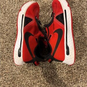 Nike men’s Red and Black PG 4 size 10.5